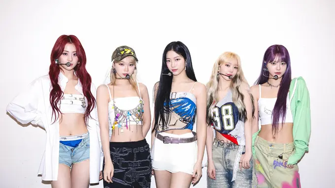 LE SSERAFIM (X/le_sserafim)