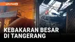 Kebakaran hebat melanda deretan kios dan kontrakan di Jalan Hasyim Ashari, Neroktog, Kecamatan Pinang, Kota Tangerang, pada Jumat (6/11) dini hari.