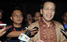 Hasan Wirajuda dicecar soal konferensi internasional