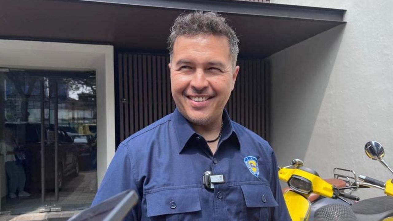 Fakta Unik: Rifat Sungkar Ajak Putranya El Mayka Jadi Navigator di Kejurnas Sprint Rally, Siap Cetak Regenerasi Reli!