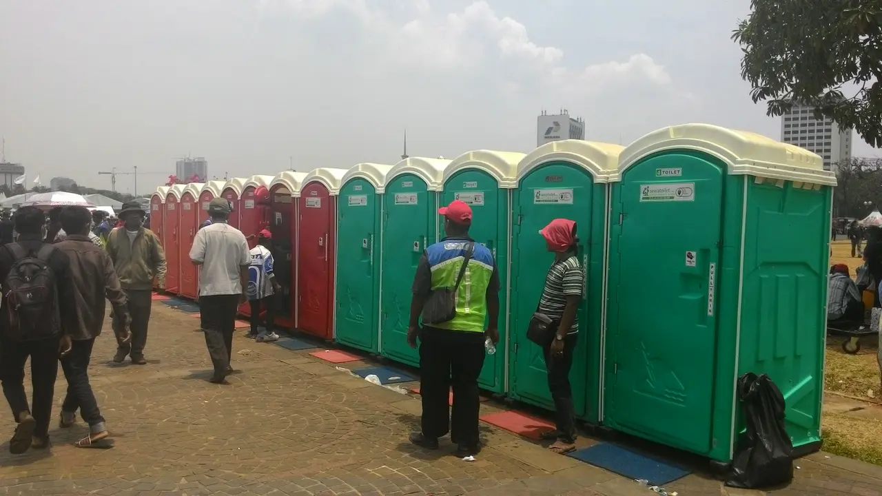 Pesta Rakyat Sambut Jokowi, Toilet Bersih dan Wangi di Monas