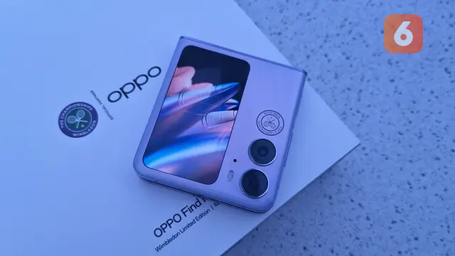 Oppo Find N2 Flip Moonlite Purple dan Enco X White Wimbledon Edition
