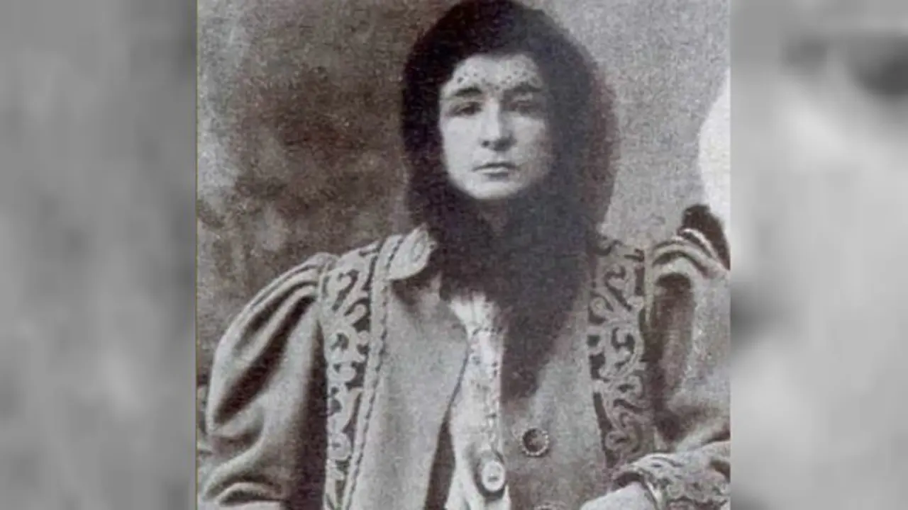 Enriqua Marti (0)