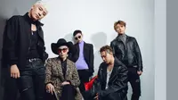 Big Bang mengumumkan akan merilis du akarya sekaligus, membuat fans yang disebut VIP histeris.
