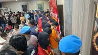 Polisi Tangkap 29 Tersangka Pembakaran 2 Kantor DPRD di Makassar