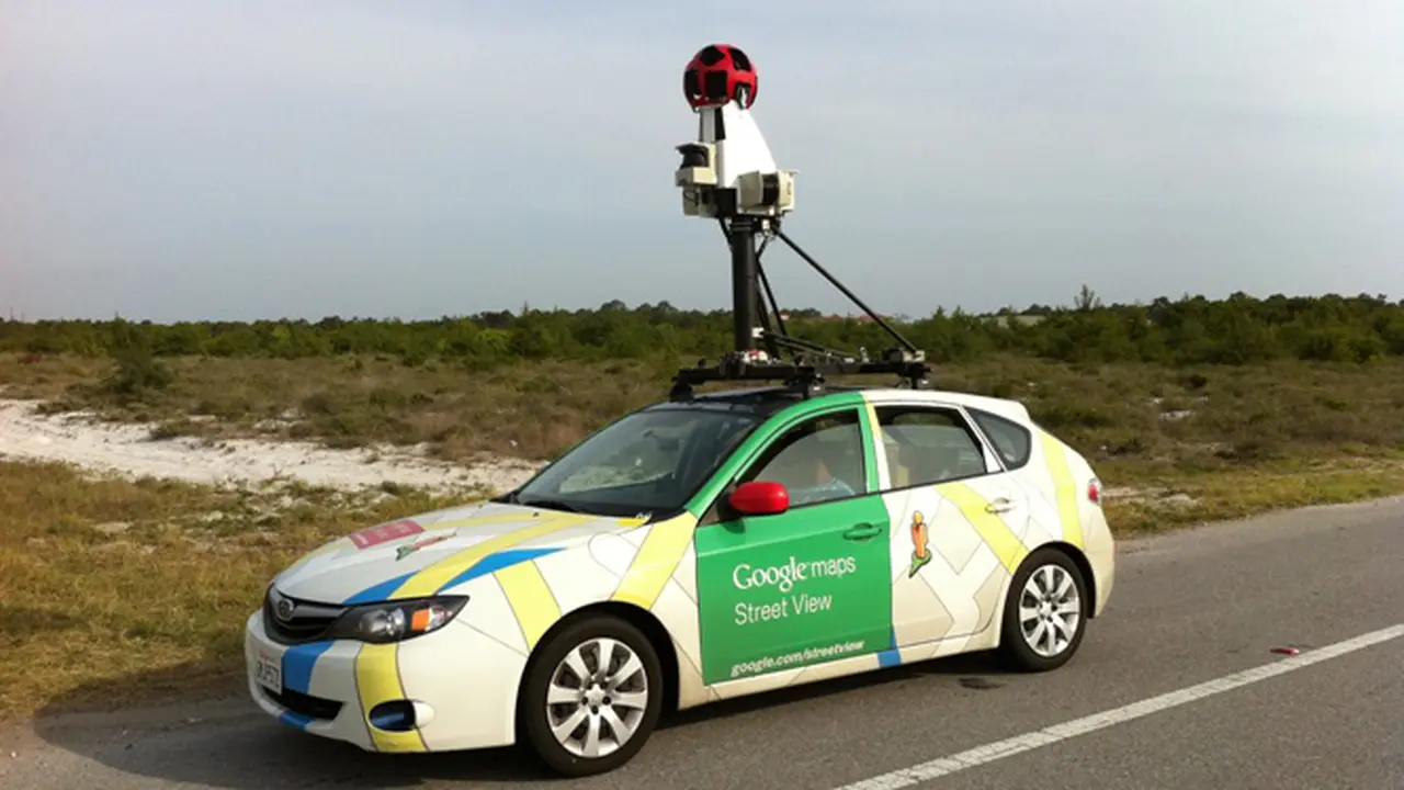 Foto-foto Memalukan yang Tertangkap Google Street View