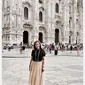 Maia Estianty saat jalan-jalan di Milan, Italia. (dok. Instagram @maiaestiantyrealhttps://www.instagram.com/p/BzA41-LHywd/Putu Elmira)