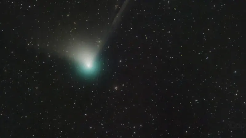 Komet Hijau C/2022 E3