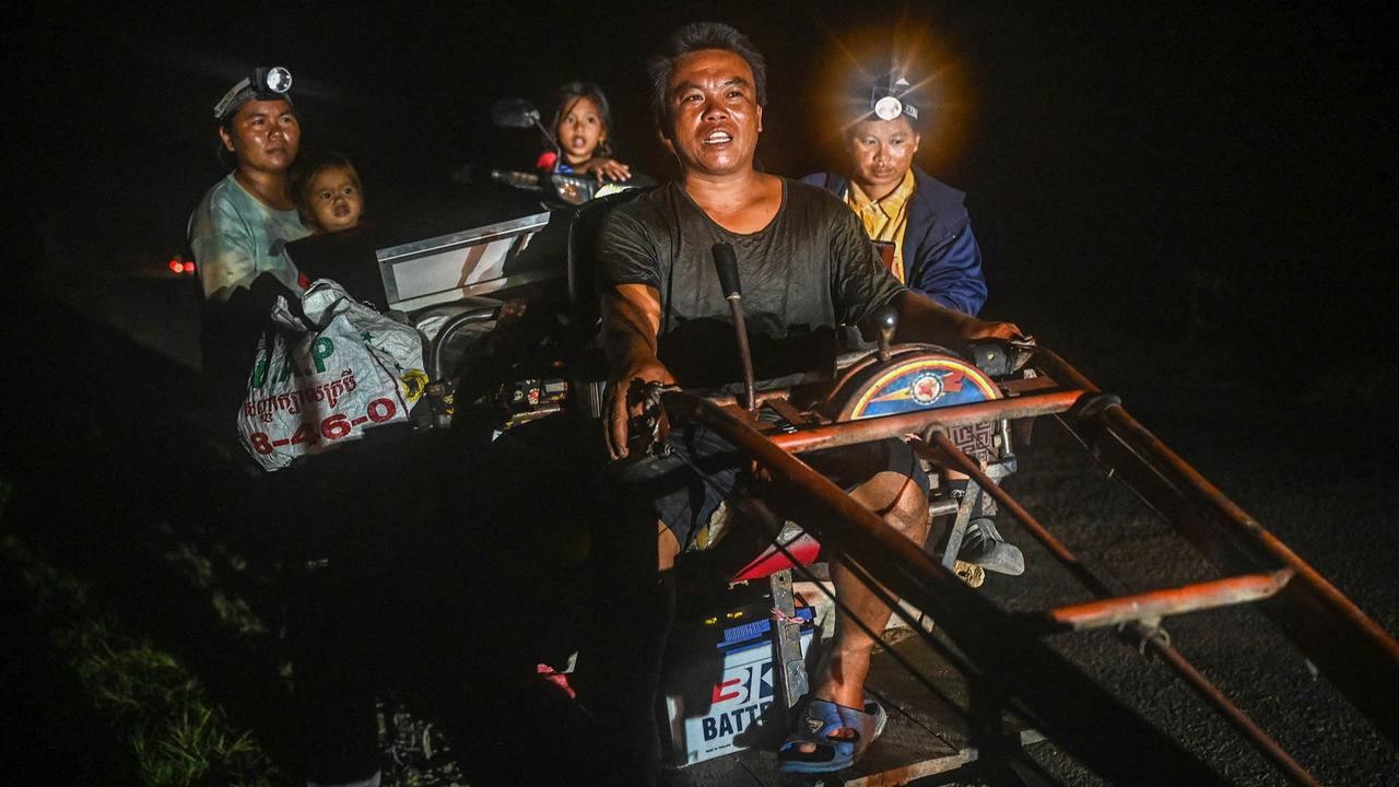FOTO:  Perang Thailand-Kamboja Tewaskan Belasan Warga dan Picu 120 Ribu Pengungsi