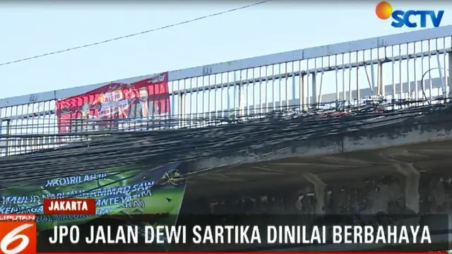 Warga Keluhkan JPO Tak Terawat di Jalan Dewi Sartika Jaktim