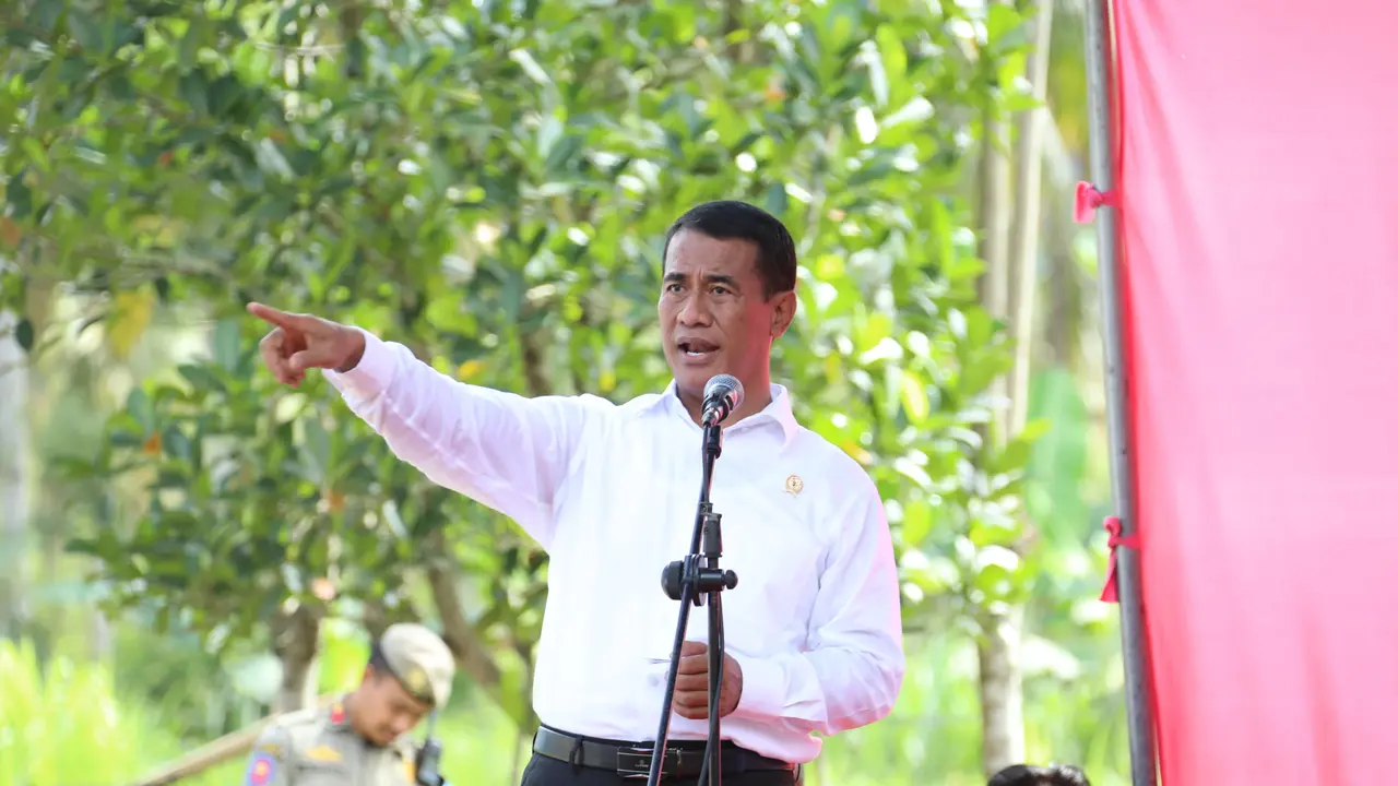 Amran Sulaiman.
