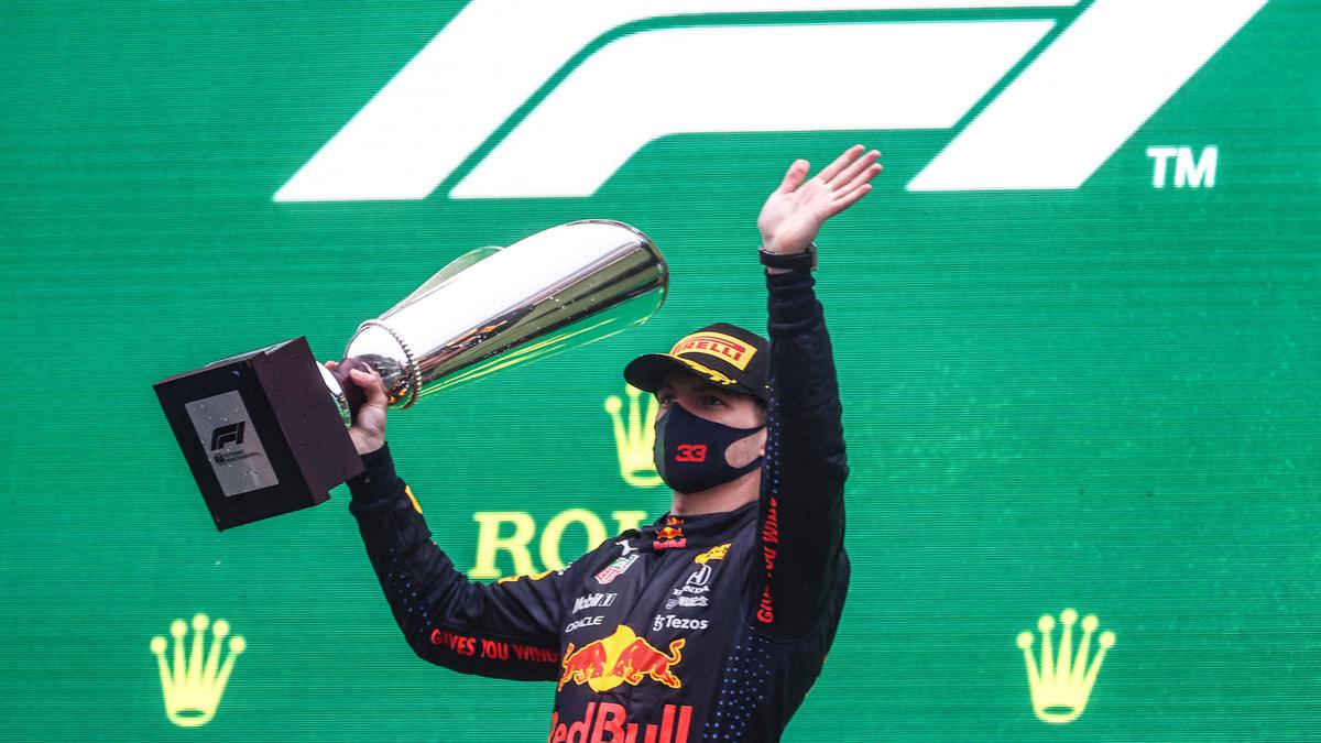 Hasil F1 GP Belgia: Hujan Lebat, Max Verstappen Menang Balapan tapi ...
