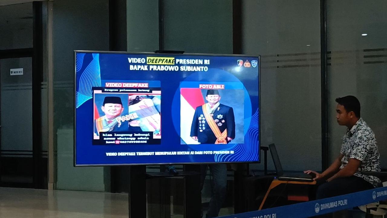 VIDEO: Bareskirim Polri Tangkap Pelaku Penipuan Video Deepfake Pakai Wajah Prabowo