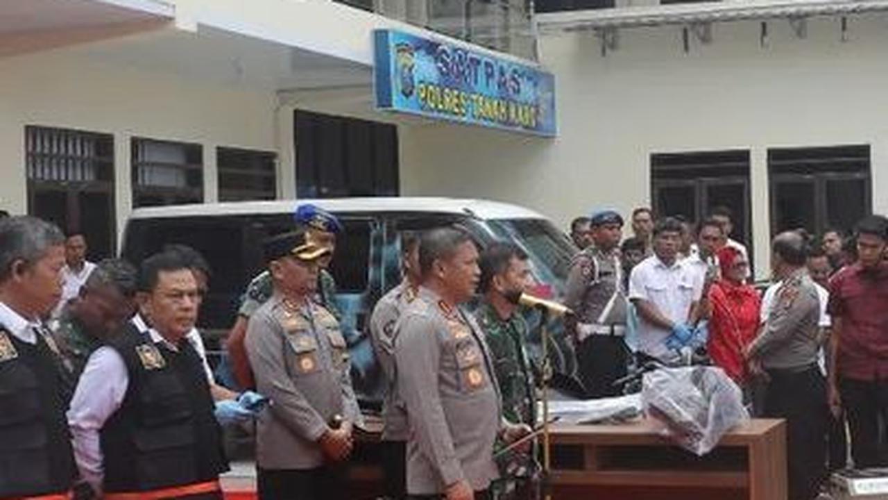 Kapolda Sumut Komjen Polisi Agung Setya Imam Effendi menjelaskan metode Scientific Crime Investigation. <br>