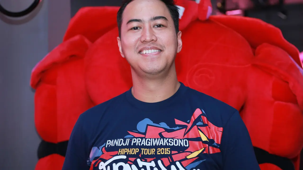 [Bintang] Pandji Pragiwaksono