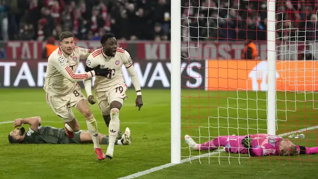 Foto: Gol Detik-Detik Terakhir Alphonso Davies yang Jadi Penentu Kemenangan Bayern Munchen di Liga Champions