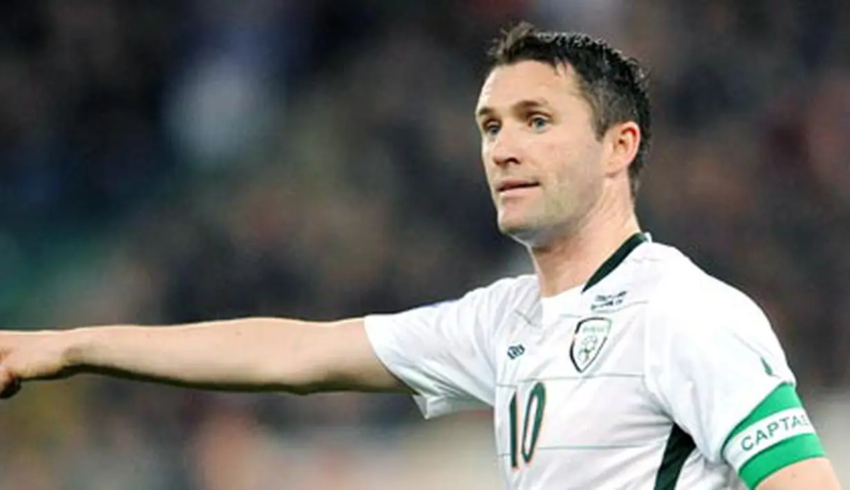 Ireland forward Robbie Keane during his team&#039;s World Cup 2010 group 8 qualifying match against Italy at St.Nicola stadium in Bari on April 1, 2009. The match ended in a 1-1 draw. AFP PHOTO/ALBERTO PIZZOLI 