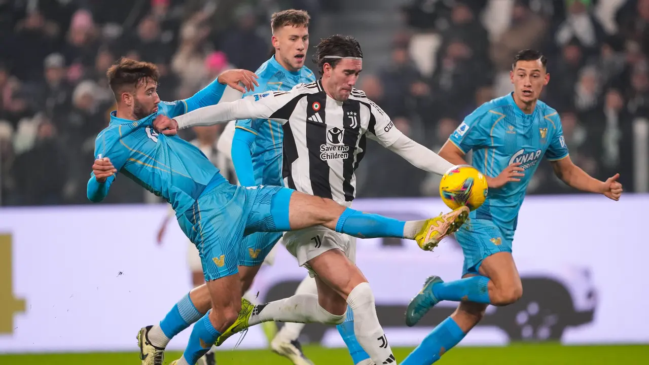 Foto: Jay Idzes Cetak Gol Perdana di Serie A, Juventus Dipaksa Imbang Venezia