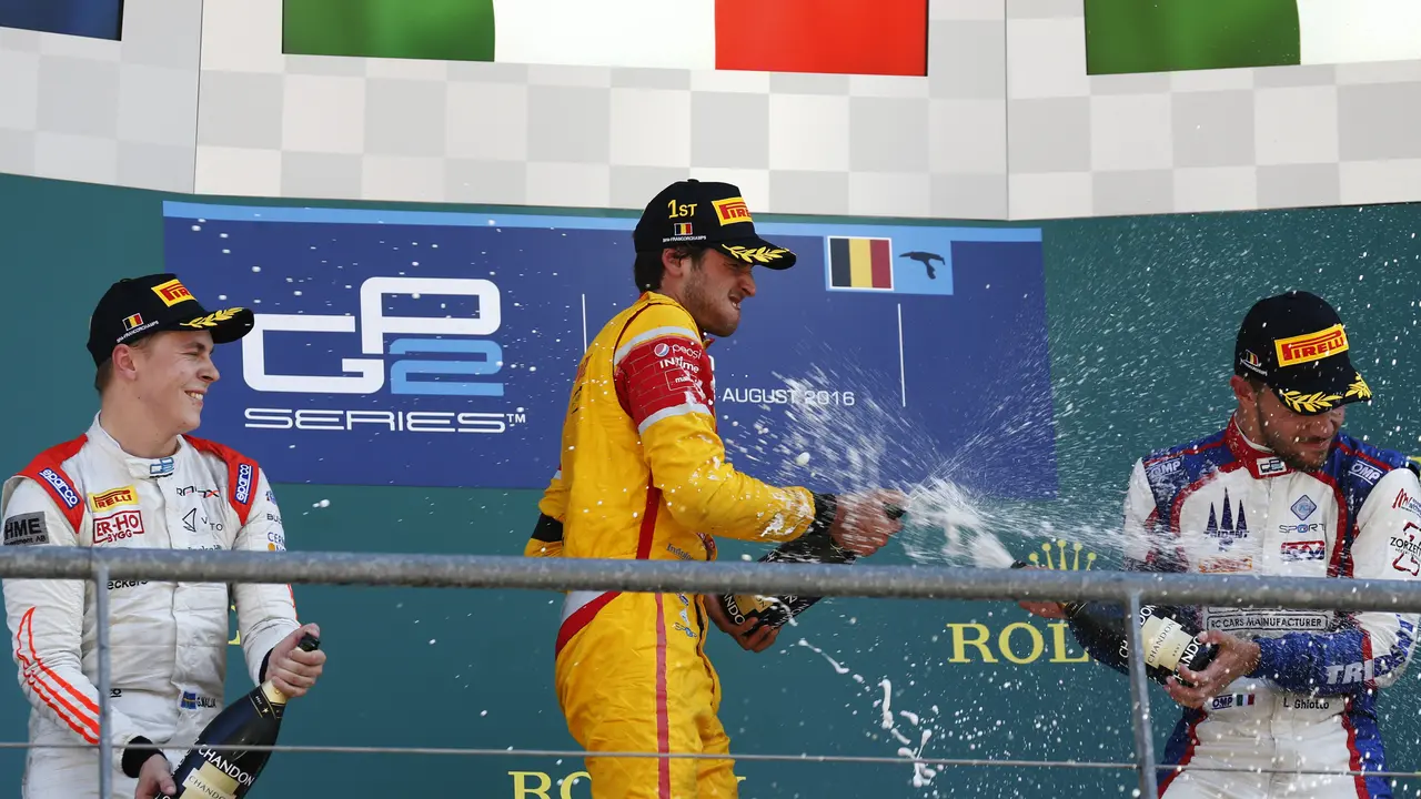 Pembalap Prema Racing, Antonio Giovinazzi (Tengah / GP2 Media Service)