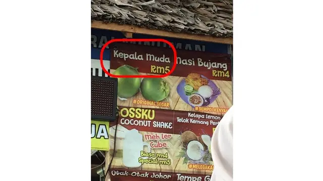 5 Papan Informasi Jualan Buah Ini Bikin Geleng Kepala