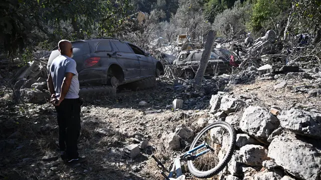 Membabi Buta, Serangan Israel Ratakan Bangunan di Lebanon Utara