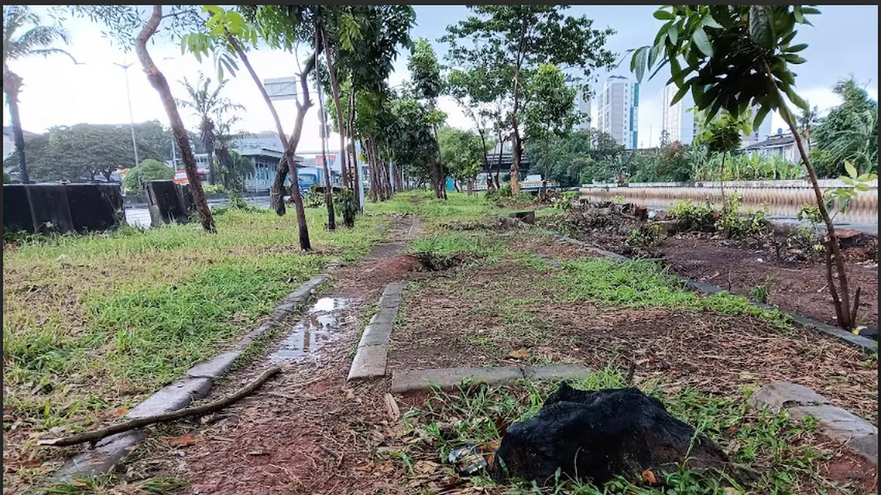 Taman Daan Mogot Siang Hari