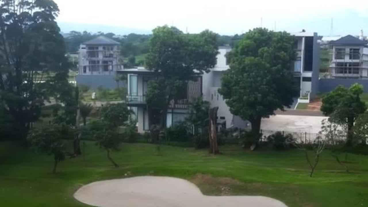 Pemandangan Eksklusif