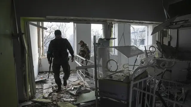 Serangan Udara Rusia Hancurkan Rumah Sakit Bersalin di Ukraina