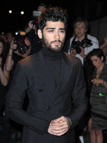 Liam Payne Ungkap Alasan Di Balik Sikap Dingin Zayn Malik News Entertainment Fimela Com