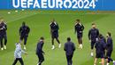 Di grup D Euro 2024, Prancis hanya mencatat satu kemenangan, dua kali seri dan hanya mencetak dua gol. (FRANCK FIFE/AFP)