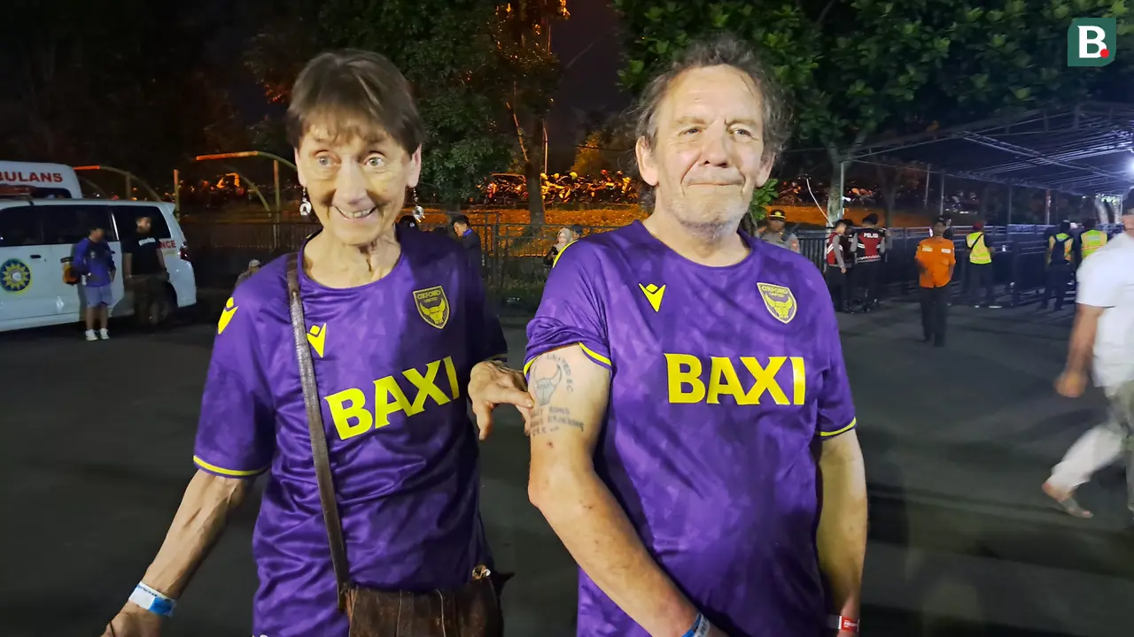Pendukung Oxford United di Si Jalak Harupat, Piala Presiden 2025
