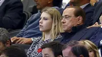 Silvio Berlusconi and his daughter Barbara watch in the tribune during the Serie A soccer match against Palermo at the San Siro stadium in Milan, Italy, September 19, 2015. REUTERS/Stefano Rellandini