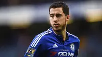 3. Eden Hazard, musim lalu berhasil menjadi pemain terbaik Liga Premier Inggris. Namun performa bintang Belgia ini jauh menurun musim ini, sepertinya Hazard sudah tidak meemiliki hati untuk membela Chelsea. (Reuters/Tony O'Brien)