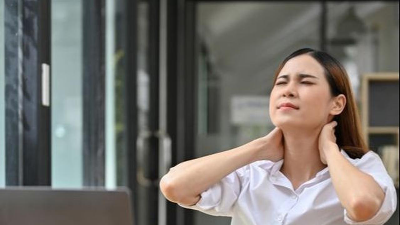 Cara Mengatasi Sakit Leher Sebelah Kiri
