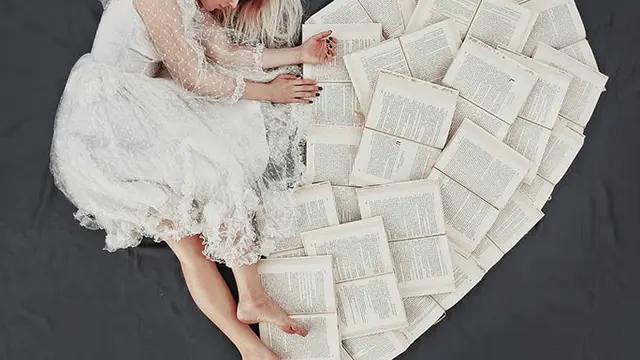 kreasi unik dari buku