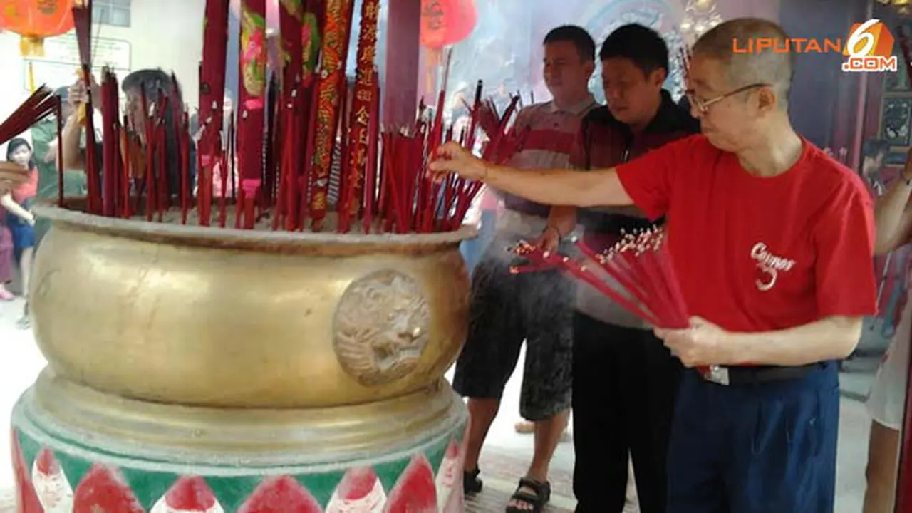 vihara-imlek-140131b.jpg