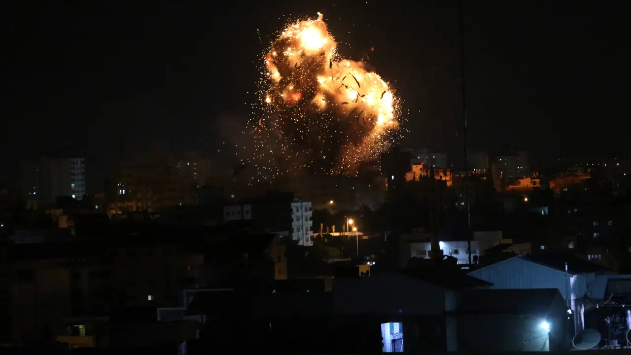 Stasiun TV Hamas Hancur