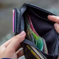 Kepribadian Orang yang Suka Menggunakan Dompet Kecil dan Dompet Besar  (Pexels/Ahsanjaya)