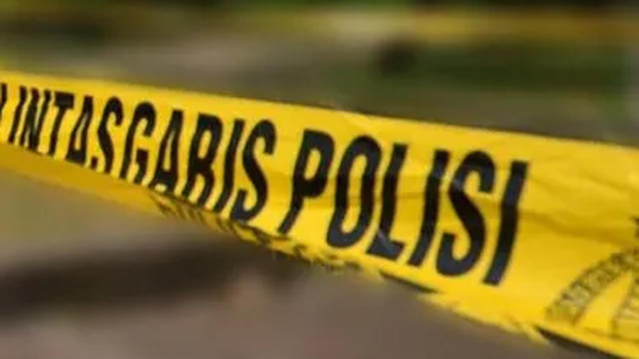"Ya dari videonya bunuh diri itu. Namanya orang lewat sekitar situ ya memang bunuh diri murni," katanya.