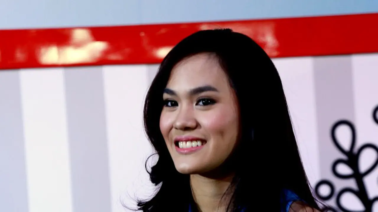 Sheryl Sheinafia