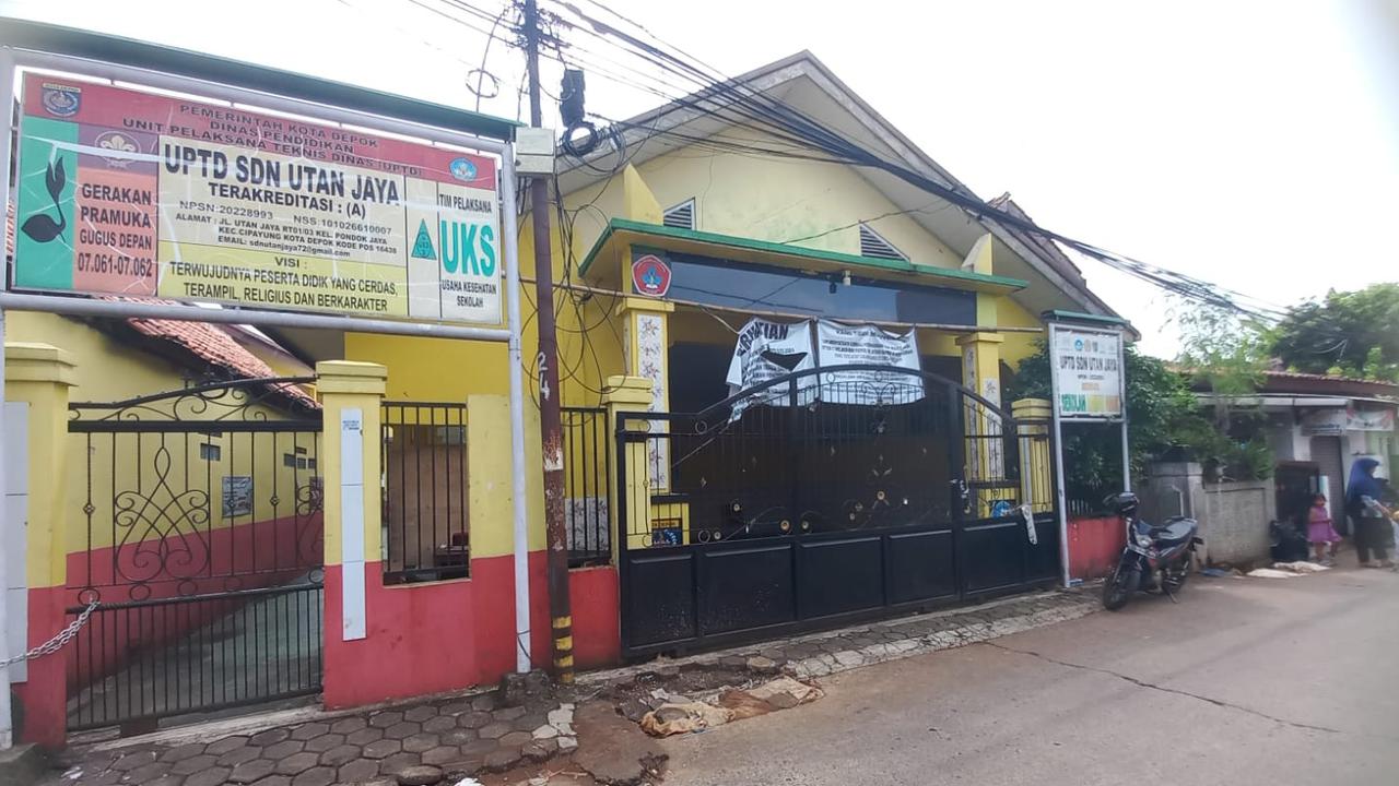 Gembok Gerbang SDN Utan Jaya Depok, Ahli Waris Tuntut Ganti Rugi 35 Tahun Pemakaian Lahan Sekolah
