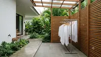8 Inspirasi Area Jemur Belakang Rumah yang Tidak Mengganggu Pemandangan yang Estetik