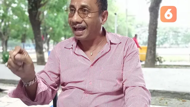 Dosen Fakultas Hukum Universitas Kristen Indonesia Paulus Makassar Jermias Rarsina menerangkan bagian-bagian dari objek praperadilan (Liputan6.com/ Eka Hakim)