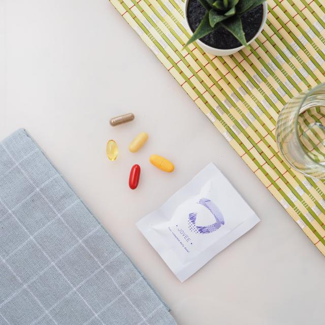 Jovee Racik Multivitamin Khusus Penambah Imun Tubuh untuk Pandemi Corona Covid-19