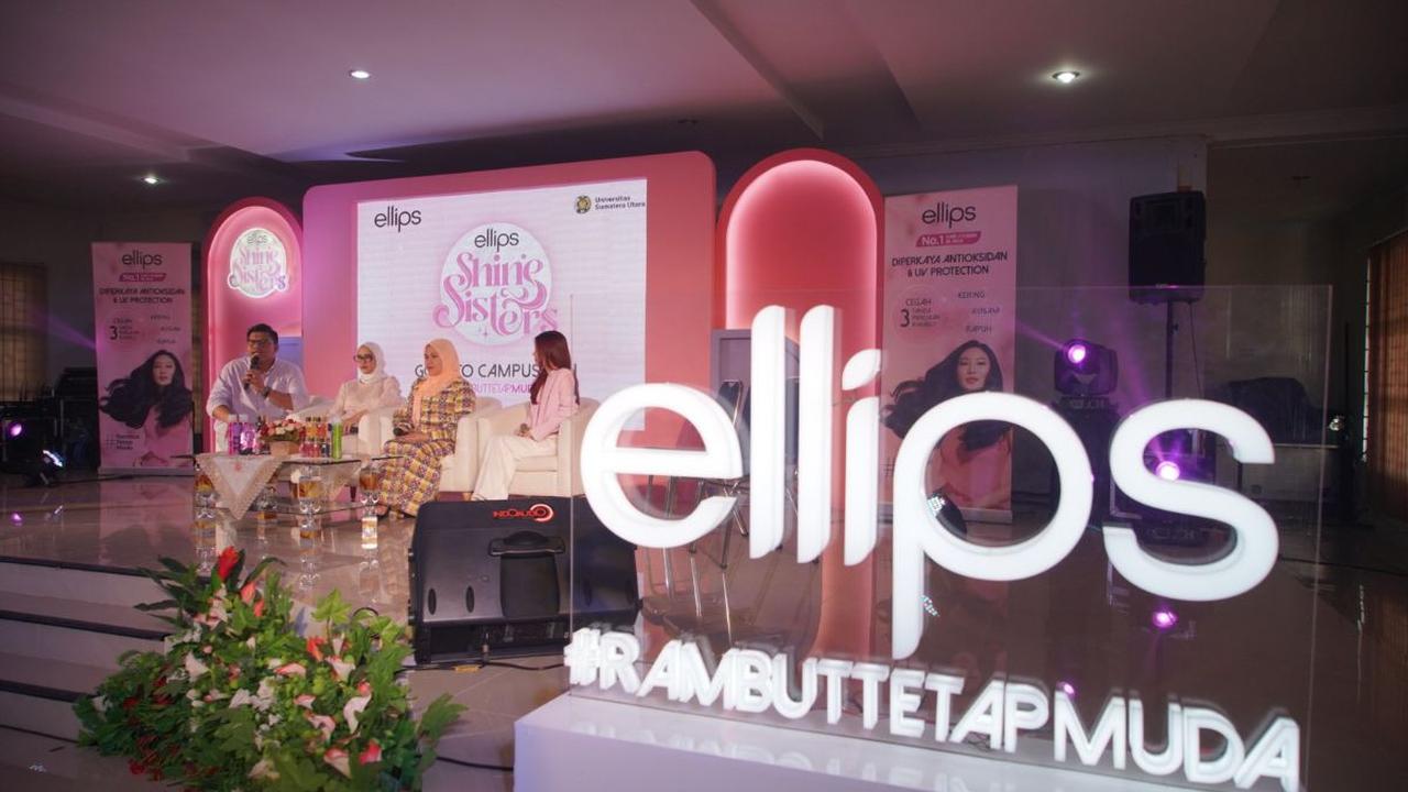 Talkshow Pengembangan Karier dalam Shine Sister Goes to Campus