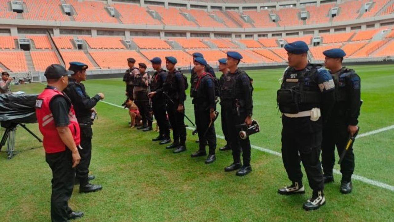 Polda Metro Jaya Sterilisasi JIS Jelang Laga Persija vs Semen Padang: Keamanan Terjamin