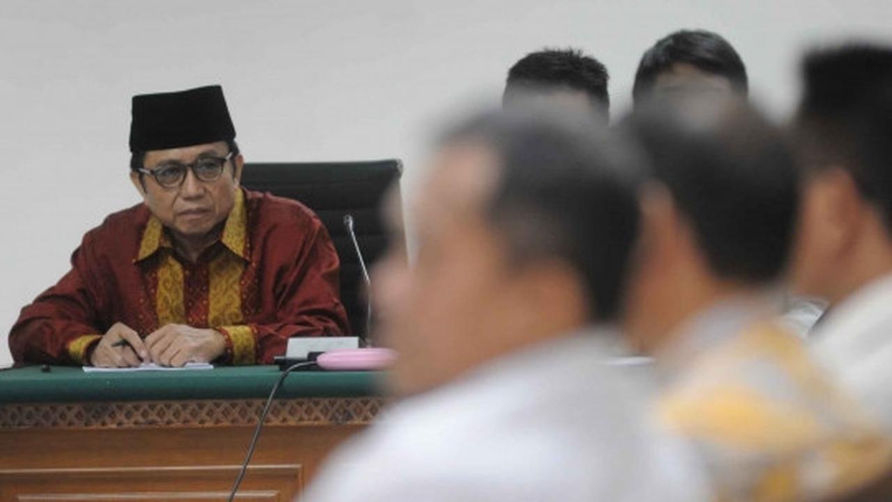 Kesaksian pejabat ESDM di sidang korupsi Waryono Karno