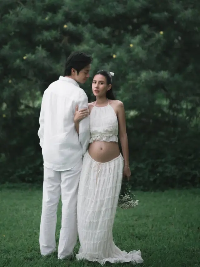 Shenina Cinnamon hamil Anak Pertama. [@angga]