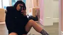 Potret tersebut membuktikan bahwa Kylie benar-benar menjaga tubuhnya usai melahirkan Stormi. (instagram/kyliejenner)