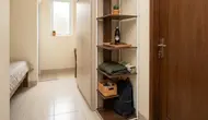 7 Cara Buat Drop Zone di Kamar Kos agar Barang Harian Rapi dan Tidak Mudah Hilang